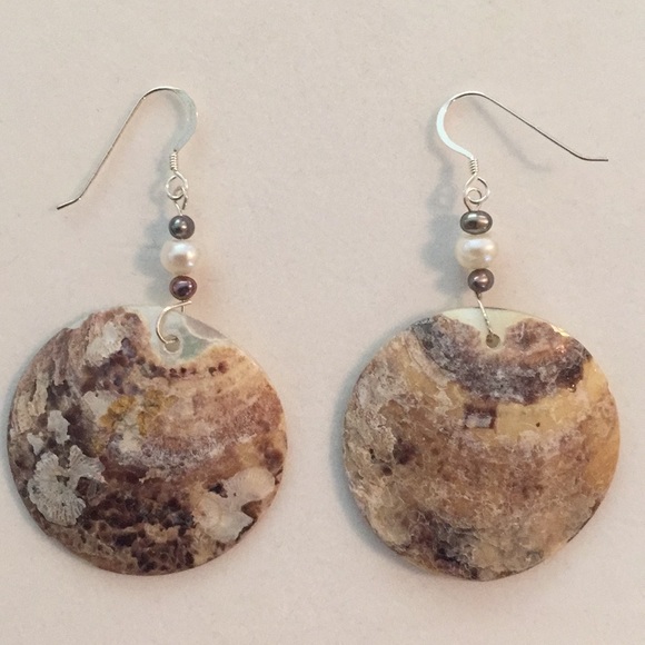 Exquisite handmade earrings Pearl,shell, sterling - Picture 6 of 6